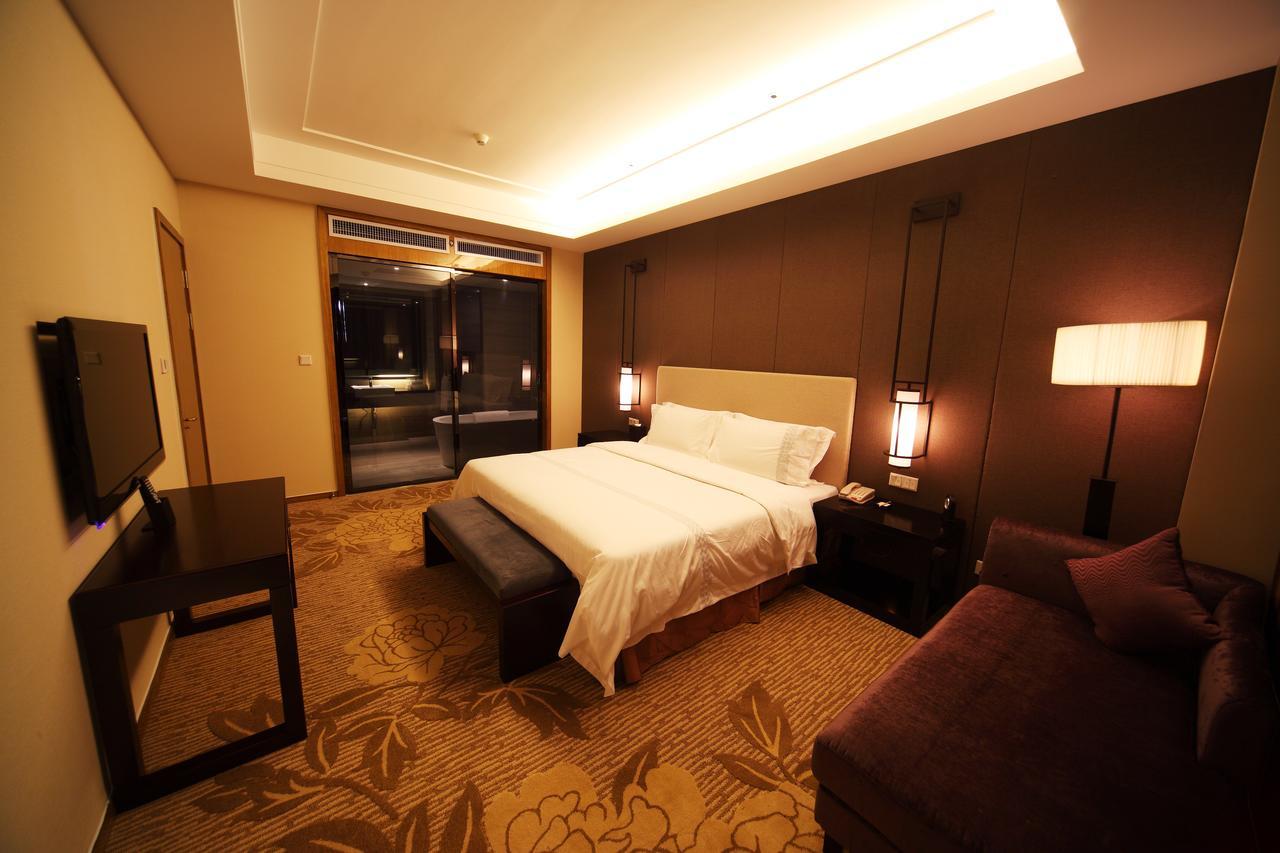 Shenglong Jianguo Hotel Haiyang Haiyang  Екстериор снимка